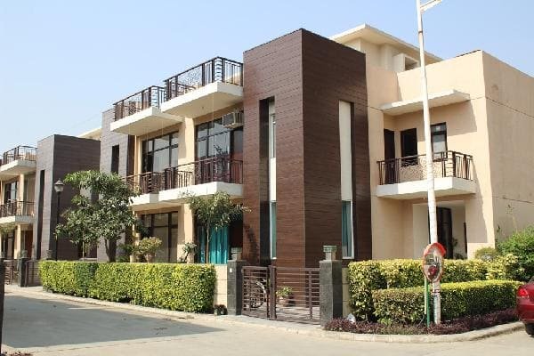 Residential vs Commercial Properties in Ludhiana: What You Should Know